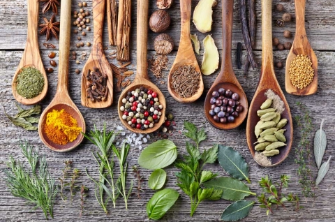 Herbs & Whole Spices